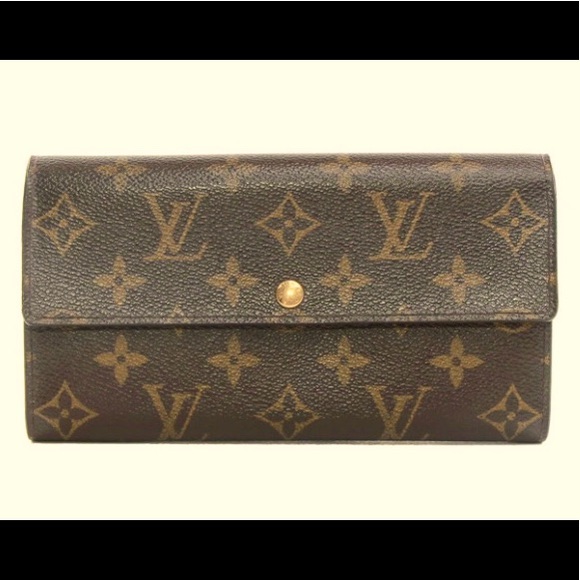 Louis Vuitton Serah Wallet - Picture 1 of 3